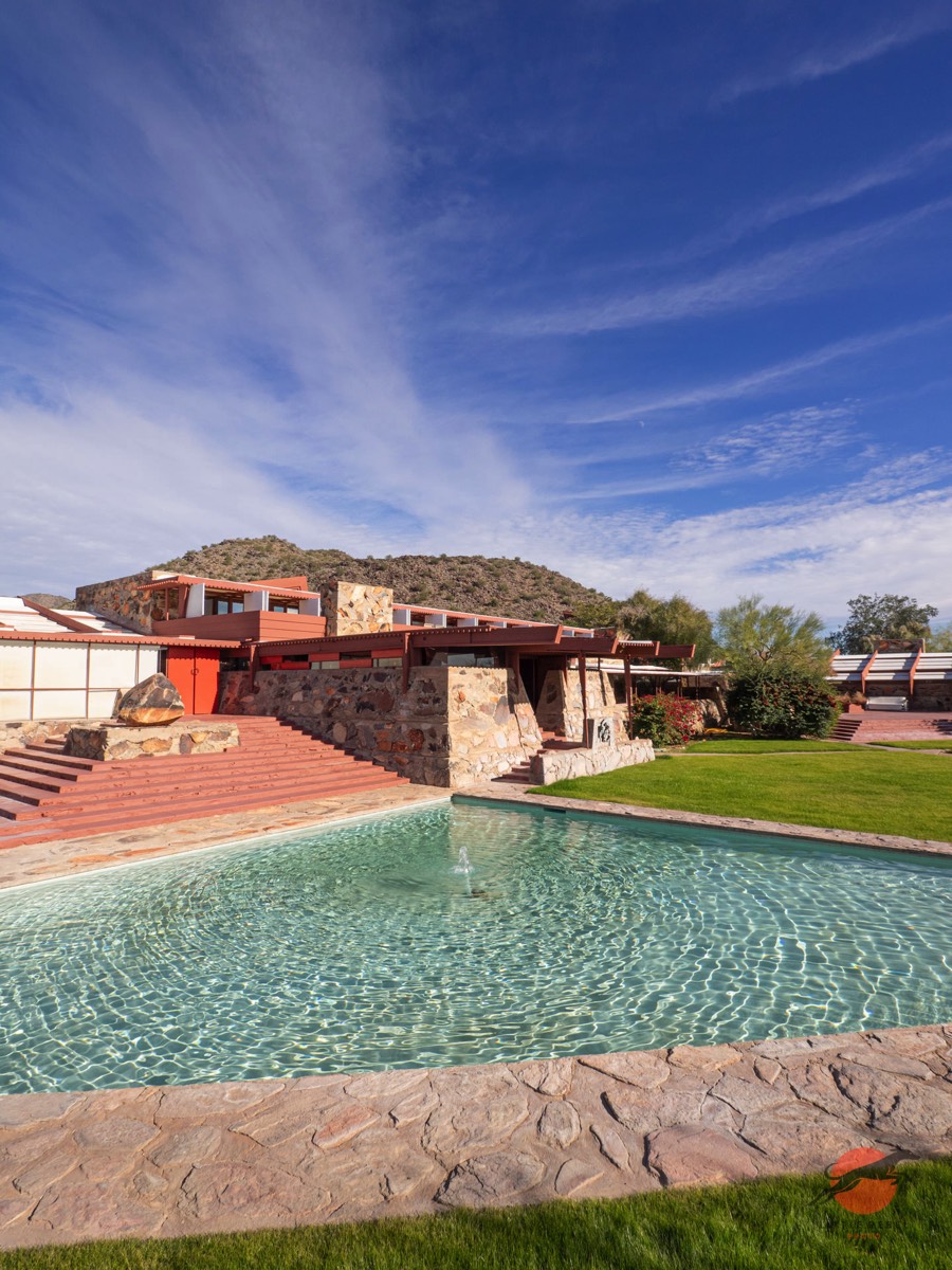 Swimming pool and desert architecture at Frank Lloyd Wright’s Taliesin West in Arizona